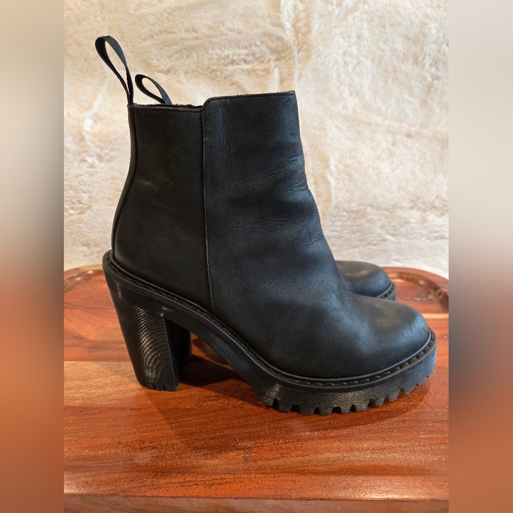 Black Dr Marten Magdalena Leather Ankle Boots
